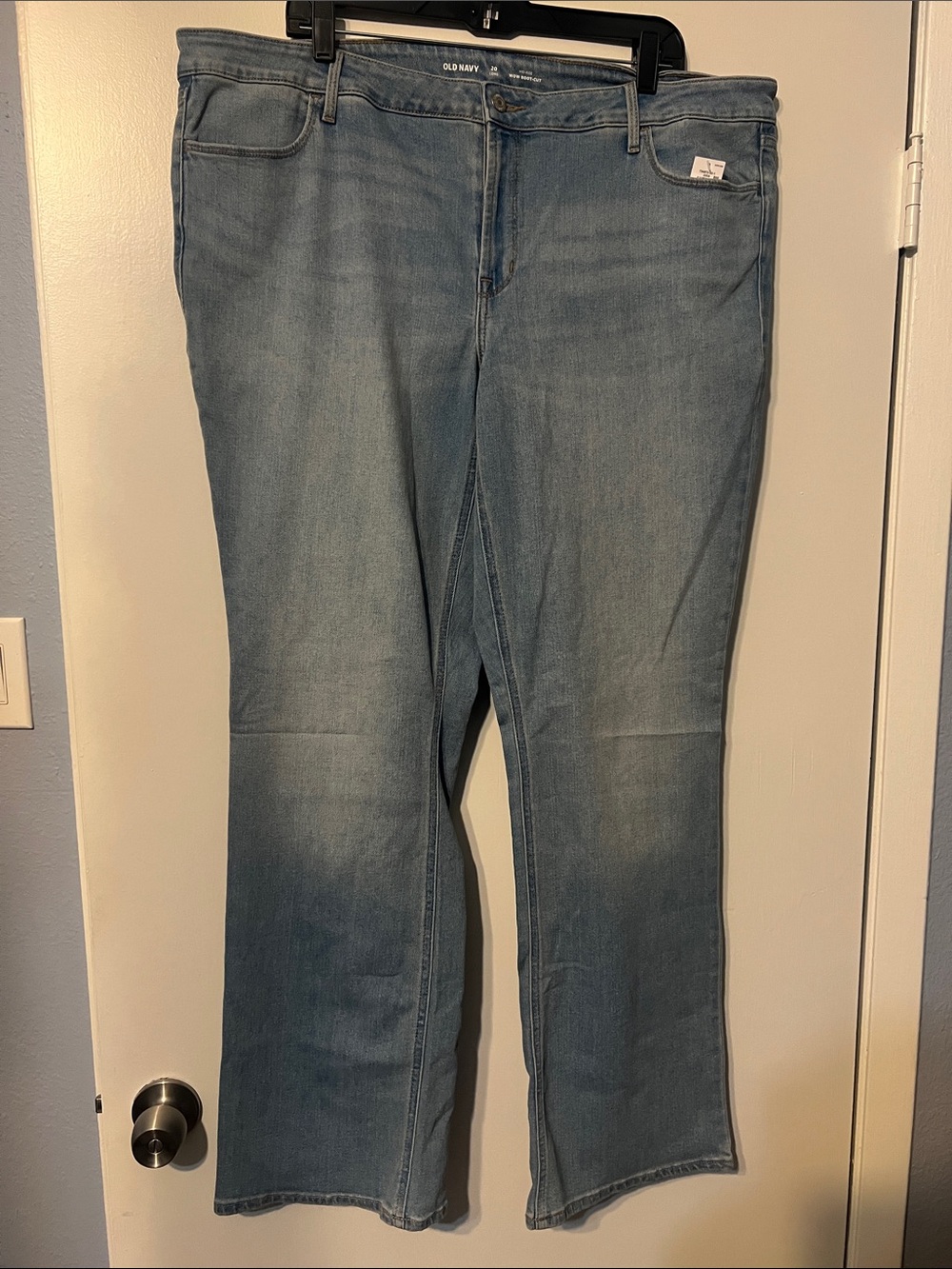 Old Navy Women's Light Blue Flare Jeans size 20 long NWT